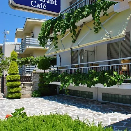 Polizotou * Skala Sotiros